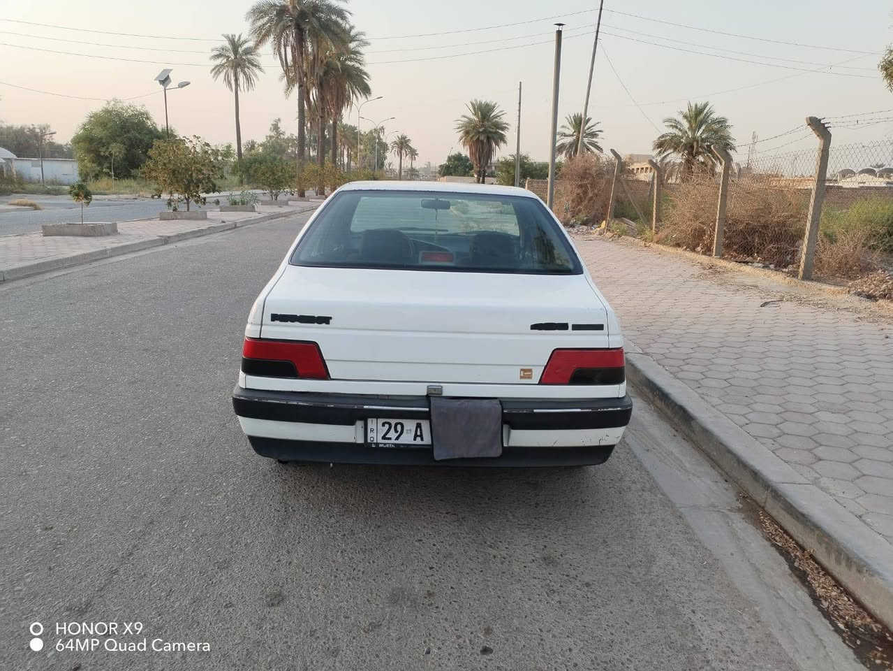 السلام عليكم بيجو جي ال اكس موديل 2012 سياره جديد بدون صبغ بدون ضربه مكفوله كير مكينه تبريد مانقصها كلشي رقم واسط بسمي السعر 43  اكو اشكال بالسوك كلمن وسعره الحديد يختلف  مكان بغداد  اتصل مكلف بالنشر ***********
