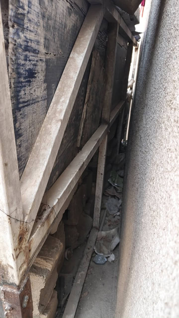 سلام عليكم محجر مال زرع البيع المكان بغداد رقم الهاتف ***********
