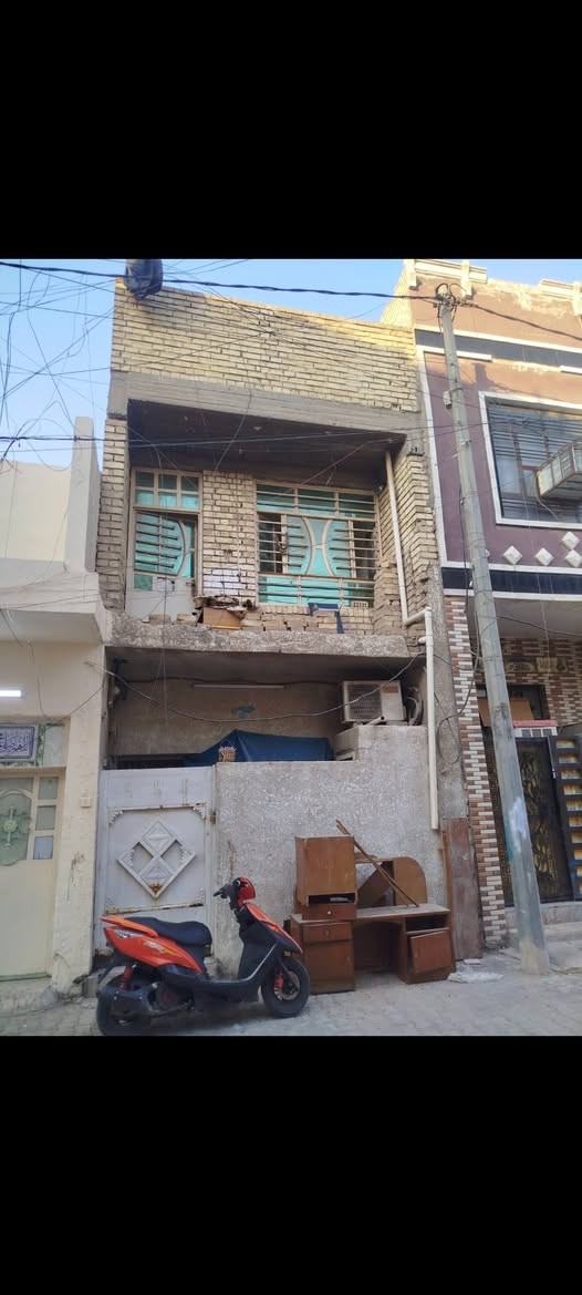 ***********
للباخ متفرغ درجة اولى 

واجهات تصفير مناور جوانب 

*********** بغداد الكرخ
