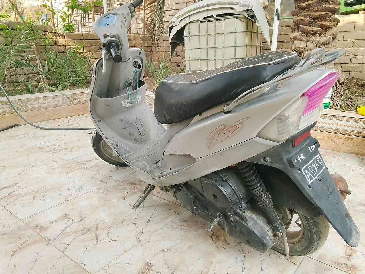 بسم الله الرحمن الرحيم السلام عليكم دراجه ماكس قجمه لبيع كحربايات كله اشغاله مفتوحه مره واحده نهضته ومعدله حلوات سعر500وبيه مجال بصره قضاء لمدينه رقمي واساب ***********
