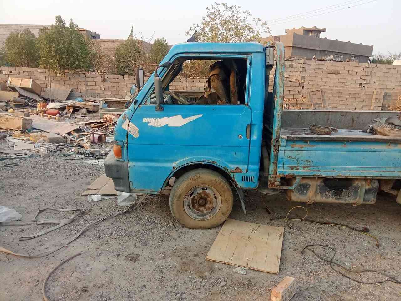 كيا بنكو 95للبيع كلك بدون أرقام سيارة جاهزة كير محرك شاصي مكفولات العنوان بغداد المعامل السعر 15وبيها مجال للعلم المكينة بيها بخار***********
