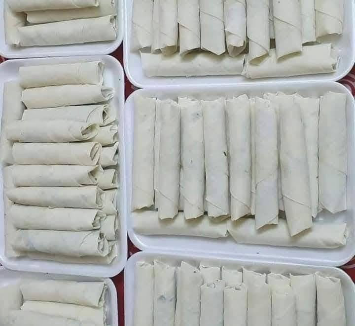 طعم الأكل بضمانتي، وكلمة شرف مني.. جربوه مرة وحدة وراح ترجعون تطلبون من عدنا بكل وجبة وكل يوم! 🍲💛

مو مجرد أكل بيتي عادي، هذا طبخ على أصوله، نظيف، مرتب، ويفتح النفس، يوصلكم حار وطيب وكأنما مسوي بكل حب ببيتكم. إذا تردون طعم يملي العين ويبيض وجهكم گدام اهلكم وضيوفكم، صار گدامكم العنوان الصح.

✨ نستقبل حجوزاتكم اليومية:
- وجبات الغداء والعشاء
- بوكسات التوزيعات والمدارس
- حجز المفرزنات وتجهيز العزايم

🛵 التوصيل يوصلكم لكل مناطق الكوت لحد باب البيت.

📲 للطلب والحجز الاتصال أو الواتساب:
***********
