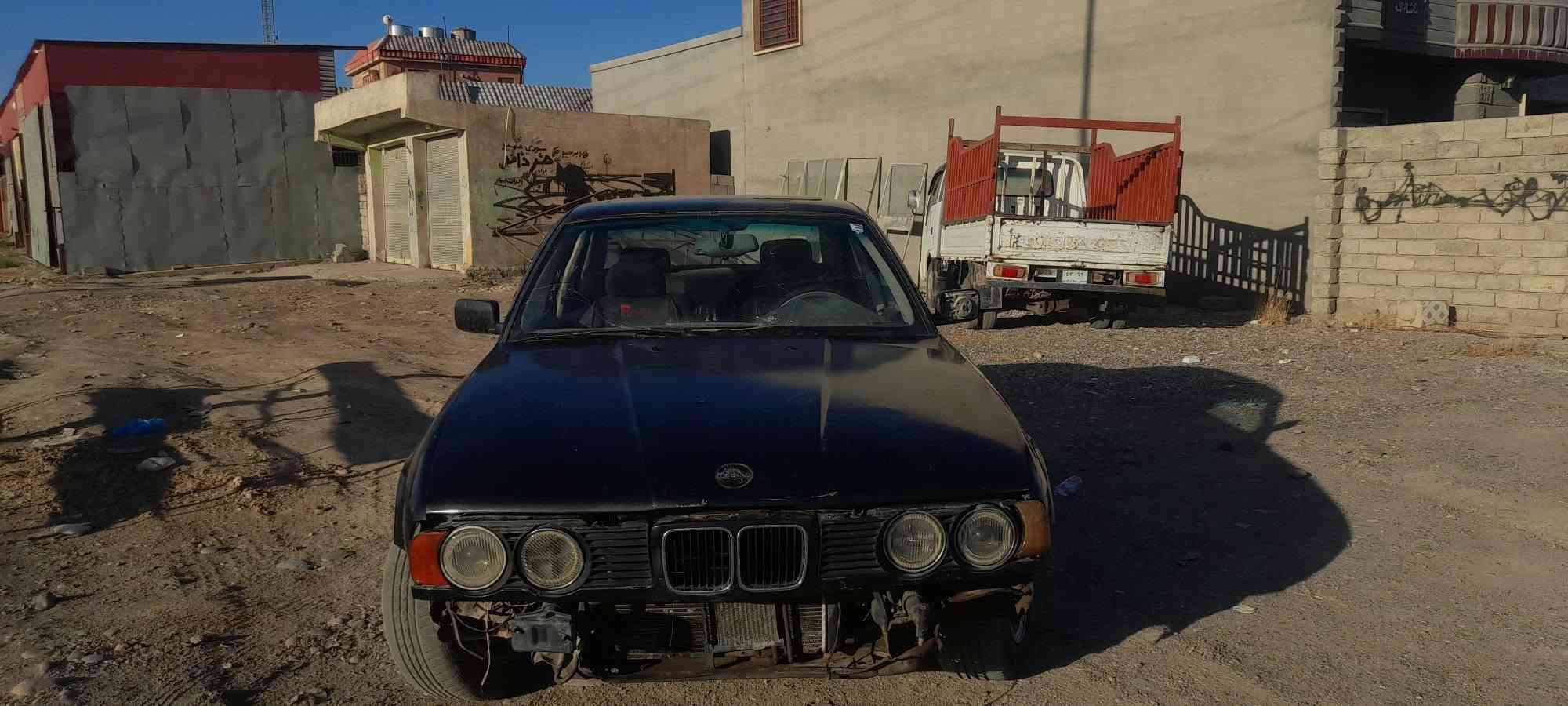 بي ام ٥٢٥ • موديل ١٩٩٤ • كيارة