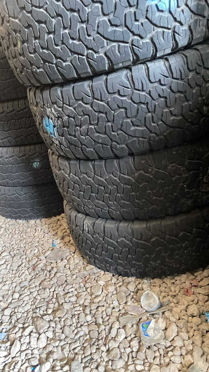 السلام عليكم عندي تخم تايرات جبلي
زوج منهم

 BFGoodrich

والزوج الثاني windforce

نفس النقشةحجم 

17 / 70 / 285  

 نضافة 90 / 100 بدون اي ضرر او فتيلة او ركعةانتاج 2023 سعرهم 200 الف موجود بغداد ***********
