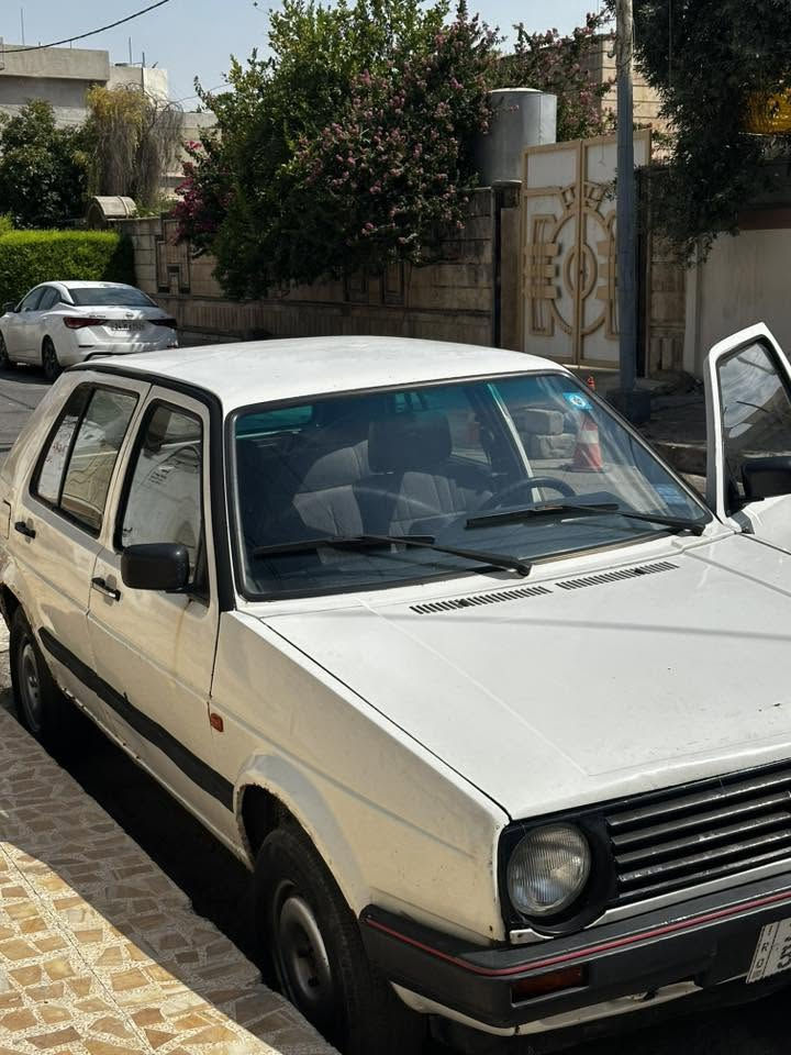 للبيع كولف موديل 88 محرك وكير شرط غرف جديده كهربائيات  كلها شغاله الكشر كدام العين هزه وسنويه جديده شرط التحويل السعر 25 بي مجال 
التواصل على الرقم ***********

