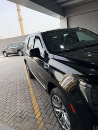 GMC 2024دينالي ماشية 53الف خليجي شركة المنصور ضمان 07724008525 $590 ور...