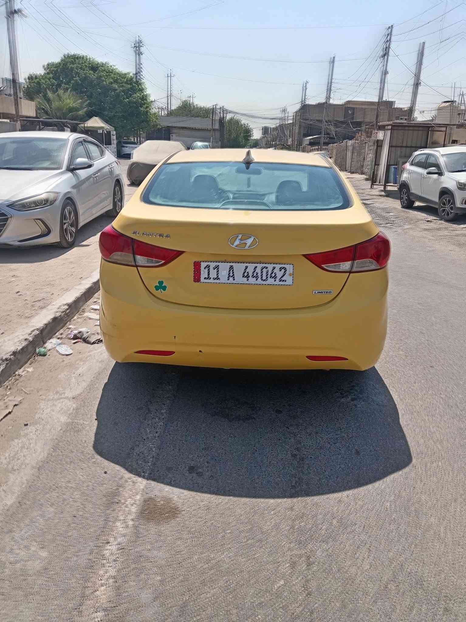 النترا ٢٠١٢ وارد امريكي حادثه بنيد فقط ونفسه راجع ليبل واحد وبدون دواخل كير مكينه نضاف صدر خلفي وامامي جديد تخم تاير جديد تبريد ثلج مصفره هيئة وغرامات سنويه ل29 بسمي أرقام انكليزي هزه جديده السعر ٨٨ وبيه مجال قليل رقم الهاتف *********** مكان السياره بغداد
