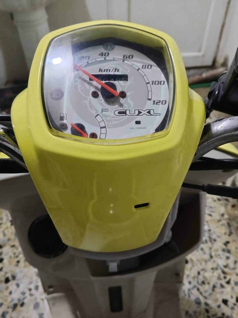 بوليس • ياباني • للبيع