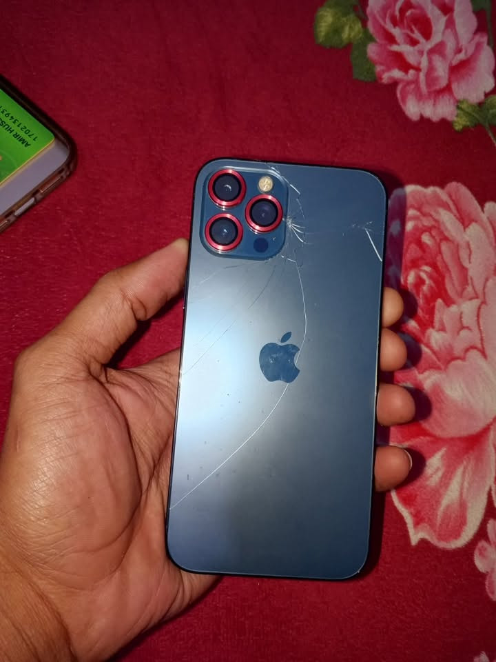 السلام عليكم
ايفون ١٢ برو ماكس فول نضافه 
مبدل شاشه تفصيخ يعني بلاديه 
بطاريه ٨١
ذاكره ٢٥٦
بس الضهر مالته مفطور الباقي كله مكفول لمس فيس ايدي نضام حديث صوت عالي ستريو 
مكاني كربلاء طريق كربلاء بغداد 
السعر ٣٧٥
رقم ***********
