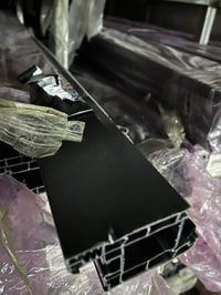 بحمد الله وفضله وصول مقطع PVC اسود تركي  جودة ممتازة  وضمان 10 سنوات  ...