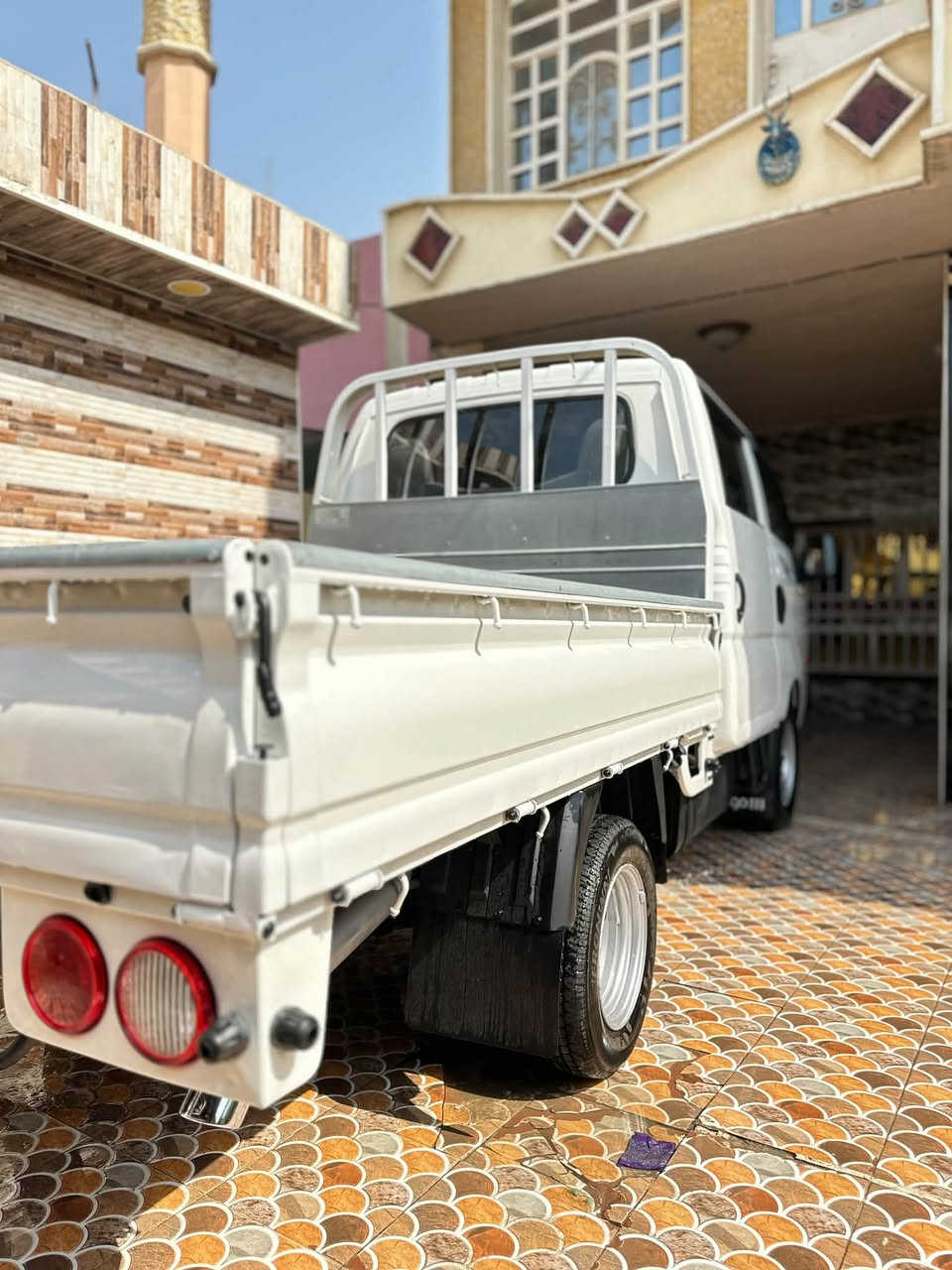 كيا • ٢٠١١ • بابل مدحتيه