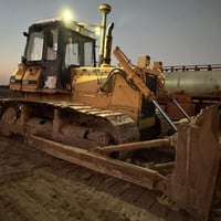 بلدوزر • للإيجار والبيع • جاهز للعمل