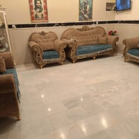 كنب • ١٠ مقاعد • نضيف