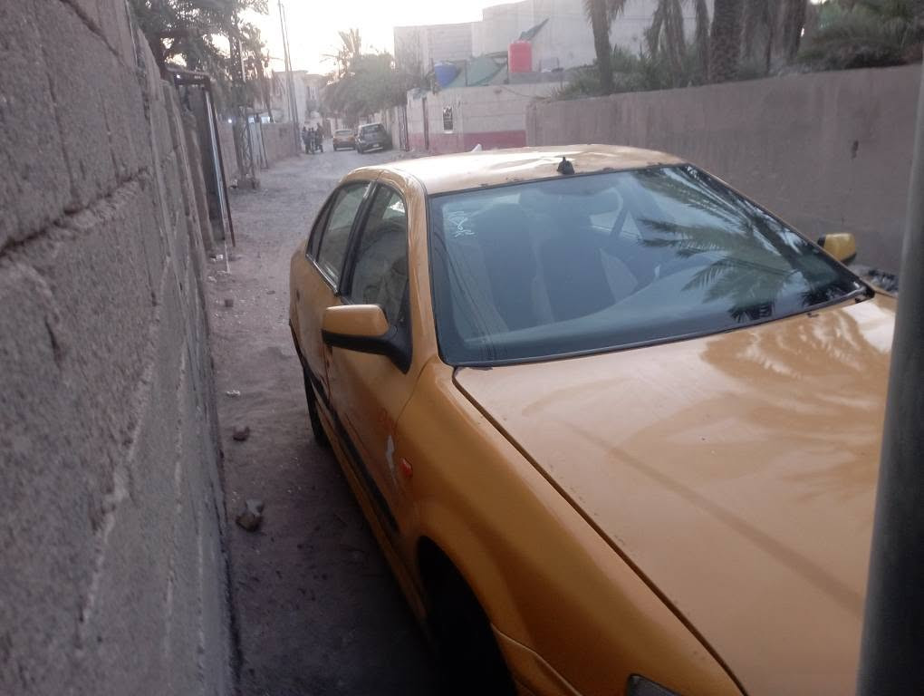سمند اجره بحاله جيده كير حداده تاير دواخل  بيه صوت بلمكينه من ادوسله قوي لاتبخير ولاتنقيص بيه ملاحضات بصيطه شوف العين احسن السعر ١٥٠٠ العنوان ابي الخصيب دوره ام زباله تليفون *********** البصرة, العراق
