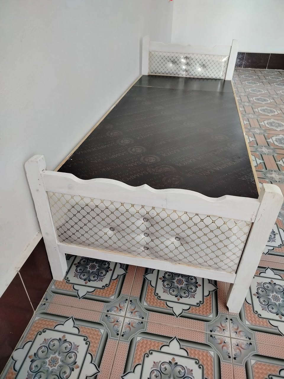 جديد غير مستخدم بأسعار مناسبه المكان بلور للأستفسار الاتصال ***********
