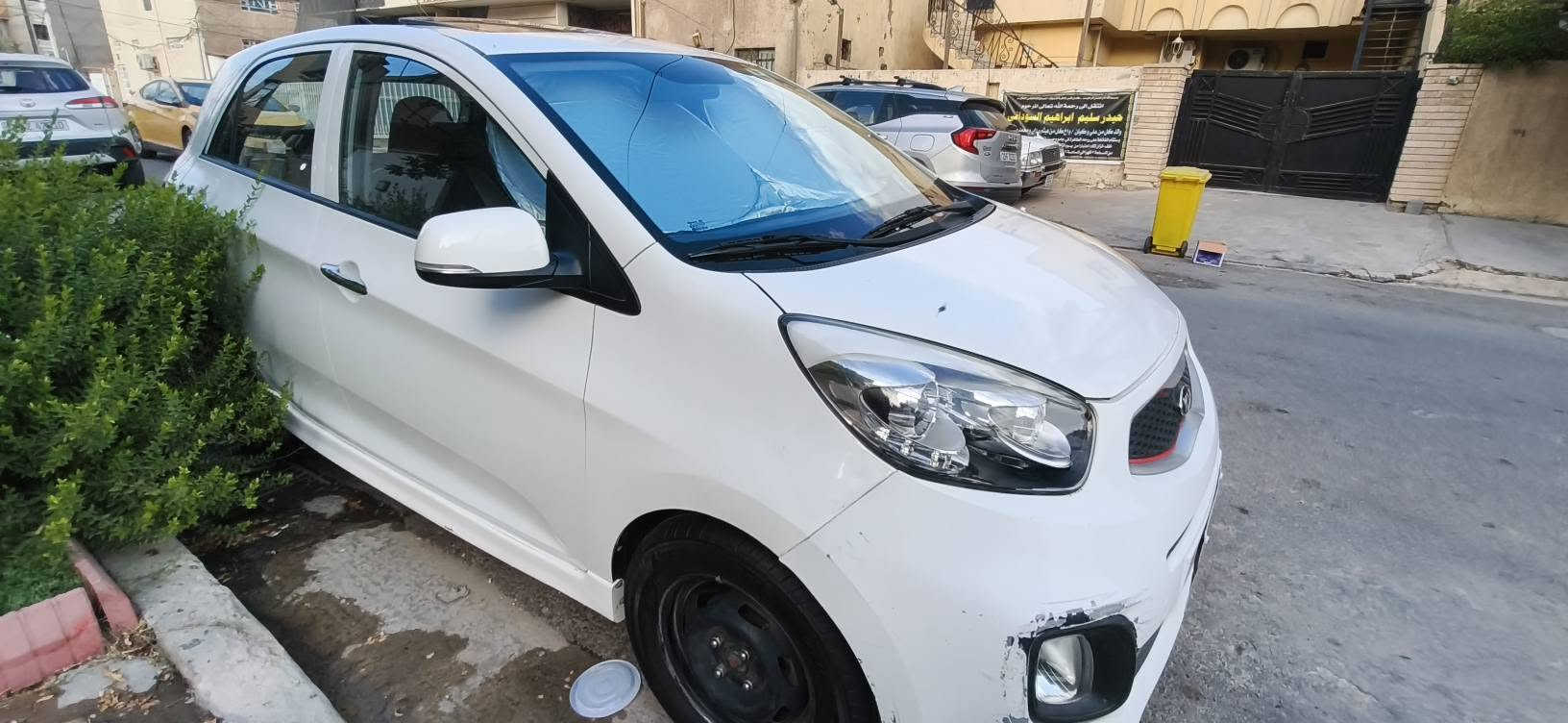 للبيع فقط كيا بيكانتو خليجي بدون ضرر
بدون ضرر صبغ دعاميه اماميه فقط
رقم سليمانيه باسمنه
مكان السيارة بغداد صليخ
موديل15خليجي
مكينه1400
سلايد
بصمه
كشن جلد 
حساس خلفي
لد نهاري
نظام ايكو
تحكم سترين
ماشيه86
تخم تاير جديد
سيرفيس كامل
بدون نقص
***********
اي استفسار خاص
سعرها88 وبيها مجال  ما عجبك السعر اترك كلمه حلوه 
كلشي اكو بالسوك 
والشراي يدلل يجي ويشوفها

نص مكتوب في الصور:
- 2015