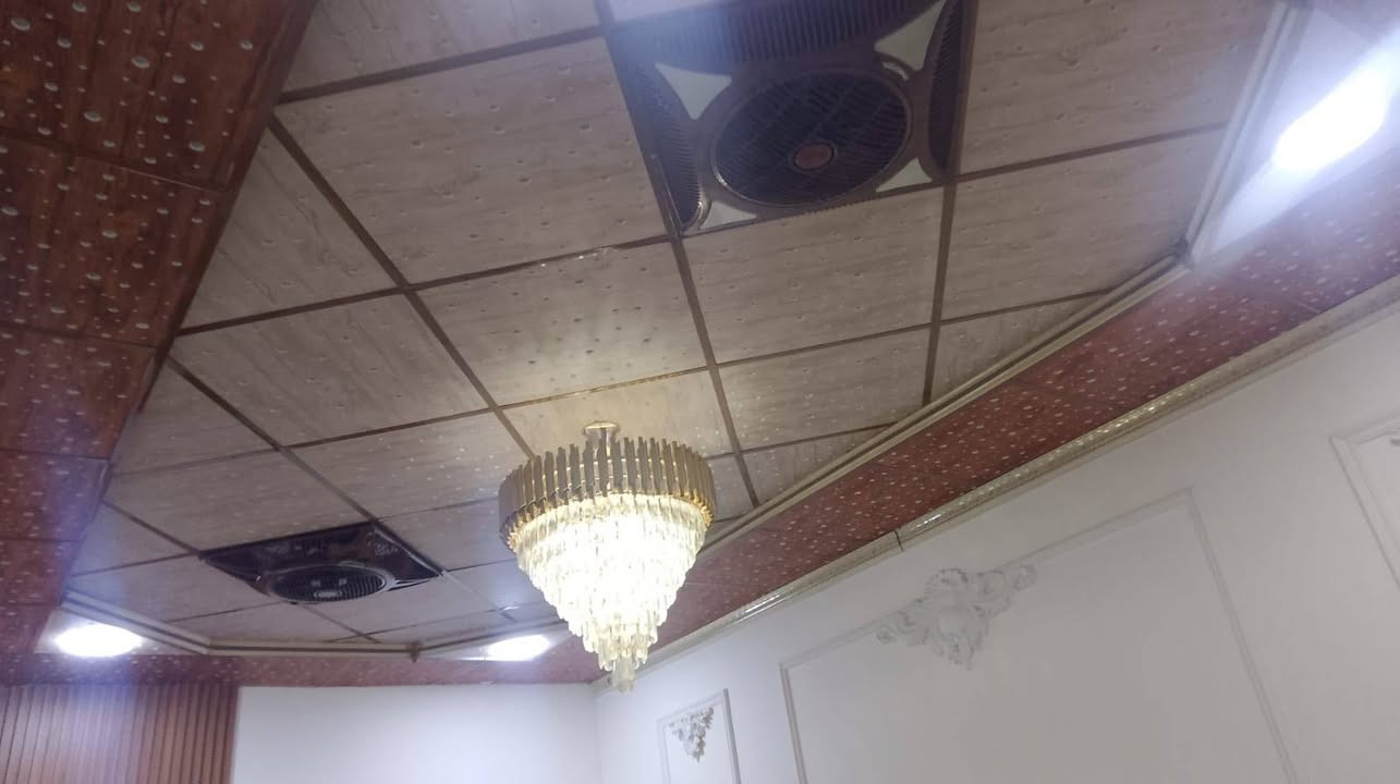 أللهم صل على محمد وال محمد 
بيت 100 متر خلفي الناصريه حي الرافدين بظهر افران السلام ألسعر 88 وبيه مجال 
البناء طابوق عكاده جديد للأستفسار *********** أحمد الخزاعي
