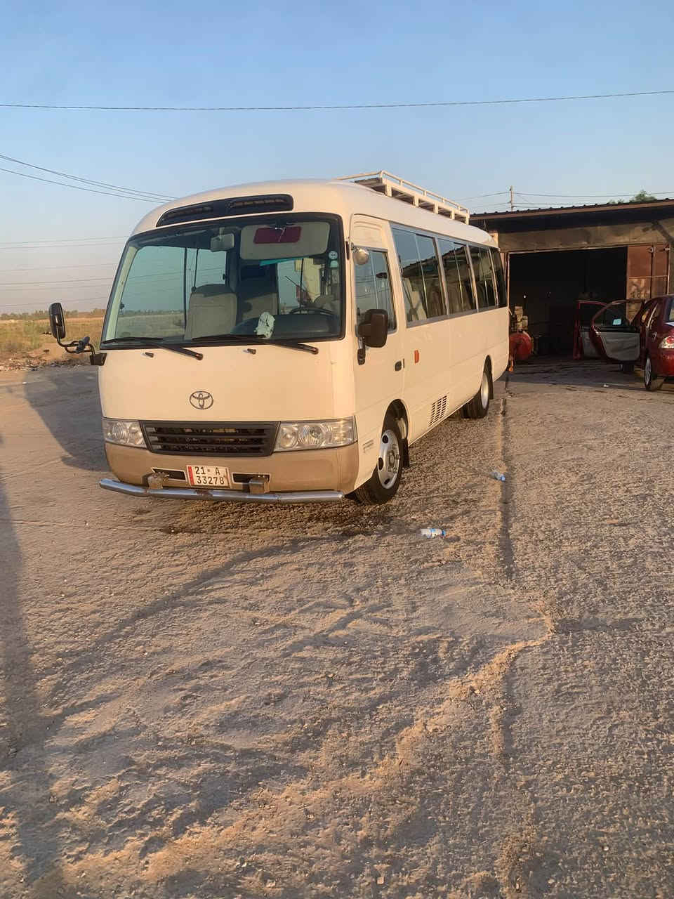 كوستر • ٢٠١٥ • بدون صبغ