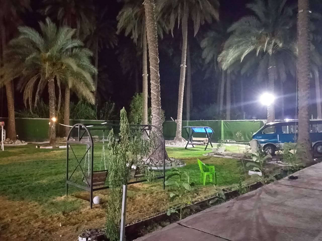 ما عليك بس اتصل واحجز وكلشي متوفر واني خادم المدائن سلمان باك نت كهرباء على مدار اربعه وعشرين ساعه اتصل وتدلل وانسب الأسعار *********** علي
