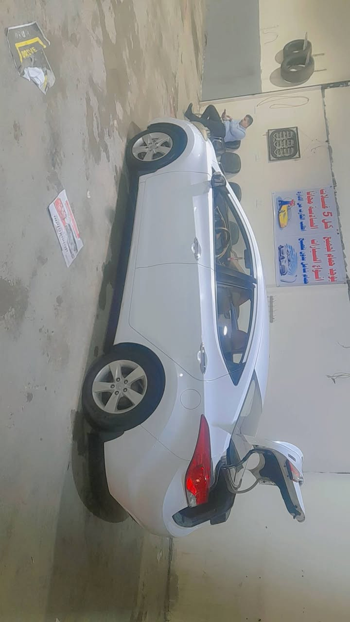 السلام عليكم للبيع النترا خليجي موديل ١٤ مكفوله من الصبغ بيها قطعتين بارد كد شبر رقم بغداد انكليزي محرك ١٨٠٠ دوش بسمي السياره المكان بغداد المشتل للتواصل اكثر الاتصال على الرقم *********** سونار موجود
