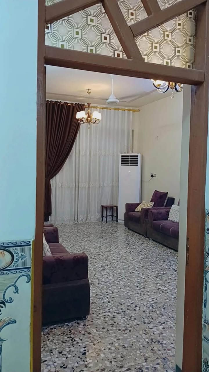 دار للبيع زراعي الأخ علي راضي
المساحة.١٦٠.متر.واجهه.٨.نزال.٢٠
غرف نوم ثنين  صاله ٨متر 

ستقبال.٦×٤  مطبخ.٤×٥

للاستفسار اكثر الاتصال على صاحب الدار 

***********
