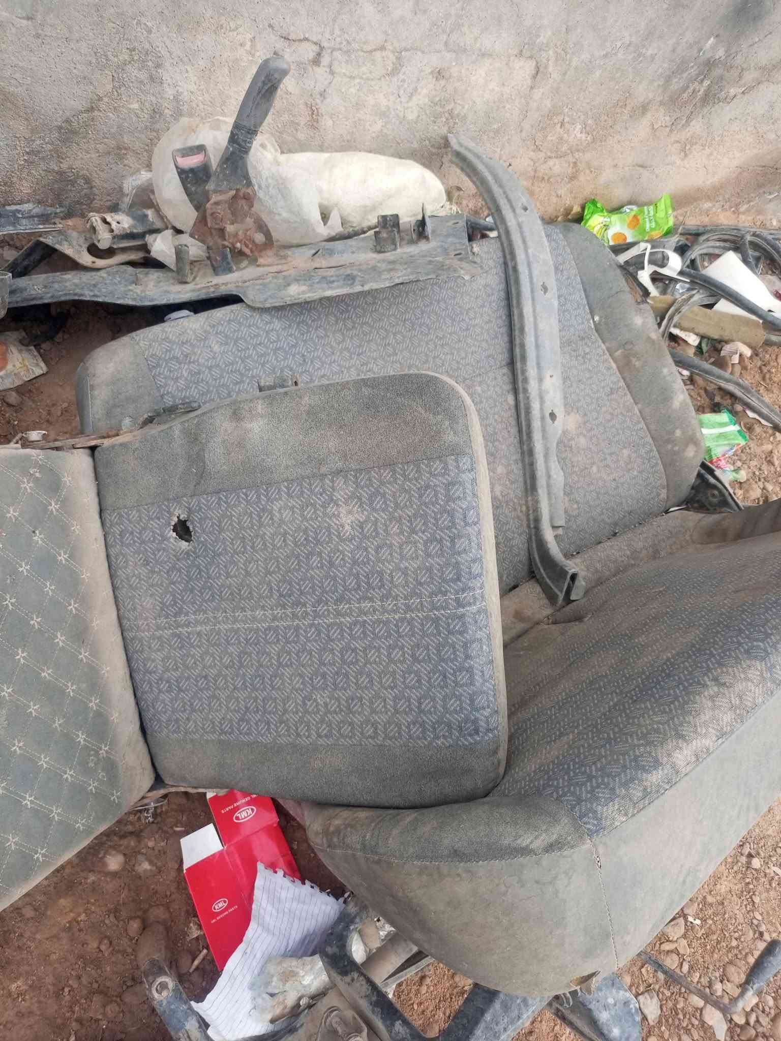 قطع غيار • عنوانك • غير واضح