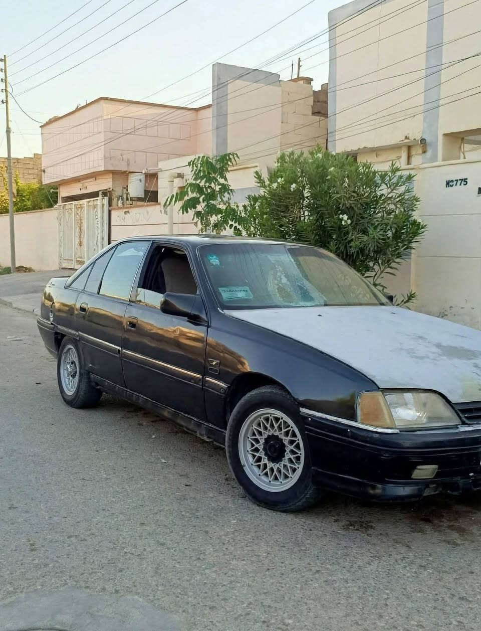 اوميكا 92 رقم انكليزي سنويه الى 2030 
كير عادي عنوان هيت حي البكر سعر 25 وهم ترهم اقساط شرط من هيت ***********

نص مكتوب في الصور:
- 39°C ☀️
- HONOR X5c Plus