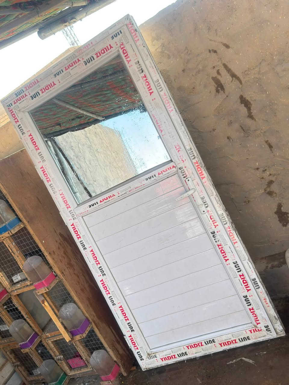 باب bbs ثقيل سعره٥٥
بي جامه مكسوره المرايه مابيها شي كامل وشغال اخو الجديد
عرض ٩٥ 
ارتفاع ١٩٥
عنواني كربلاء قرب بمحطه السلطاني 
***********
