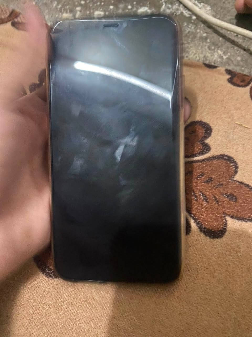 اكس آر 
نضيف ممبدل  بي شي فقط بطاريه اصليه 100 وبي فطر بالضهر مماثر الذاكره 64 مكاني تكريت شارع الحولي السعر 160 وبي مجال
