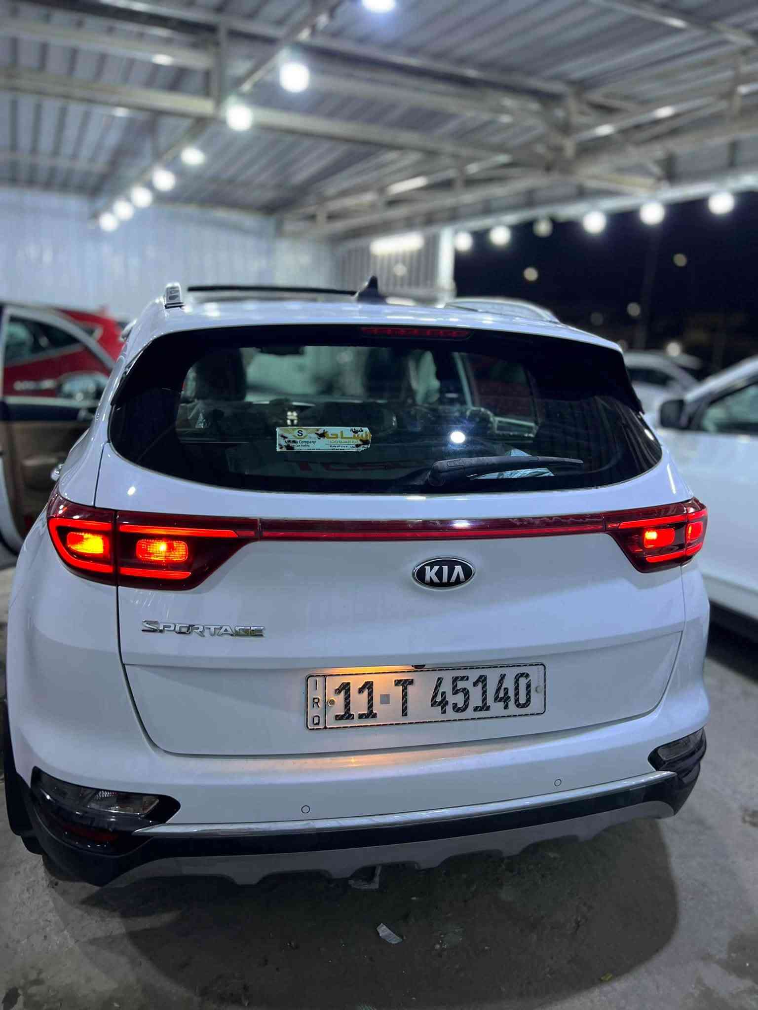 سلام عليكم 
كيا سبورتج خليجه 2019 
فول موصفات GT
السعر / 178
بدون صبغ سياره جاهزه و حلوه 
رقم و سنويه و هزه جديده 
العنوان/ بغداد الطوبجي 📍
***********
