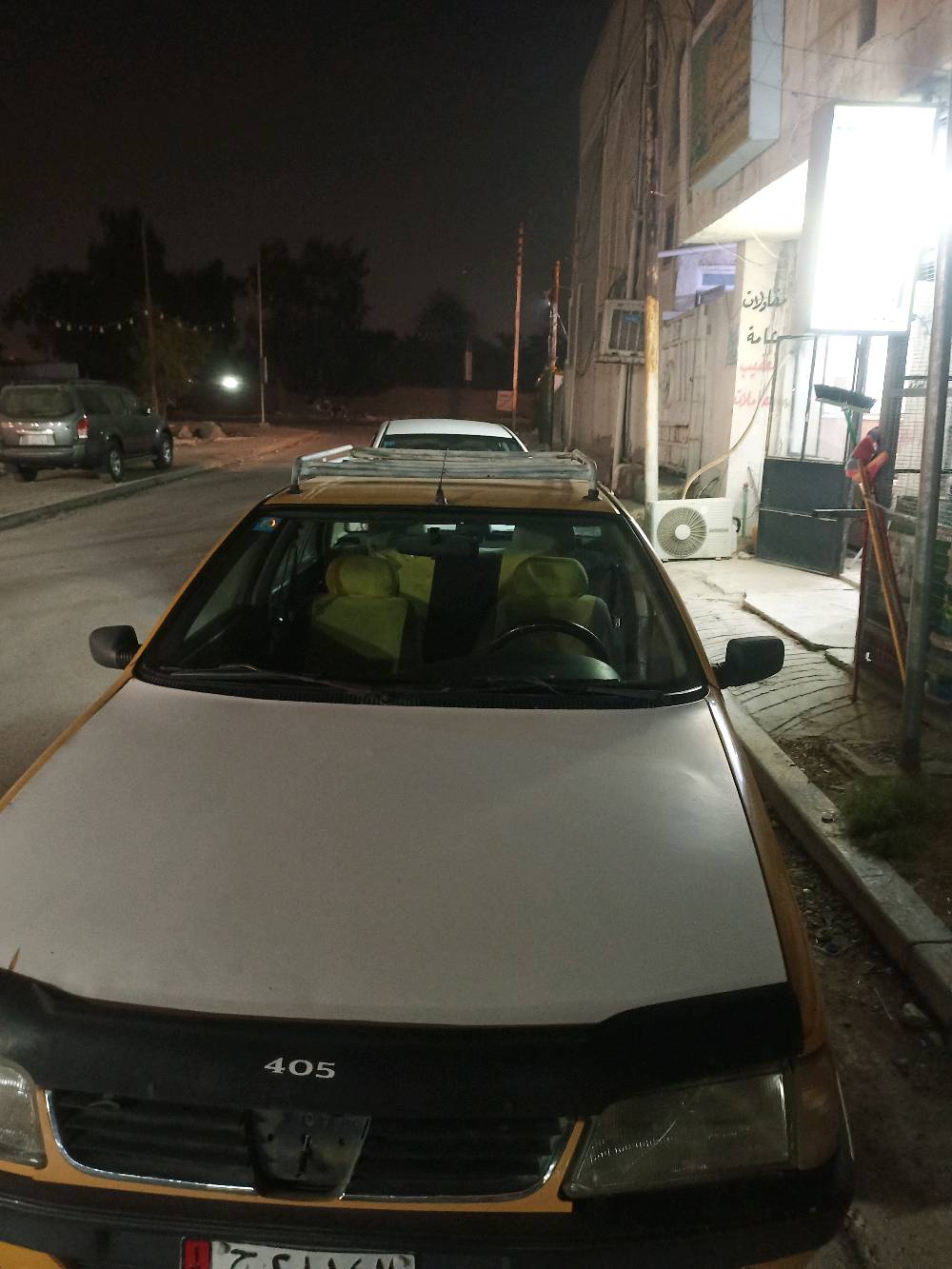 سيارة للبيع بسعر مناسب بيجو روى مكينة كير جدد داخل نضيف الخارج مثل ما موجود في الصورة يحتاجلها تخم تايرات راعيها موجود جاهز للتحويل ثاني يوم ***********