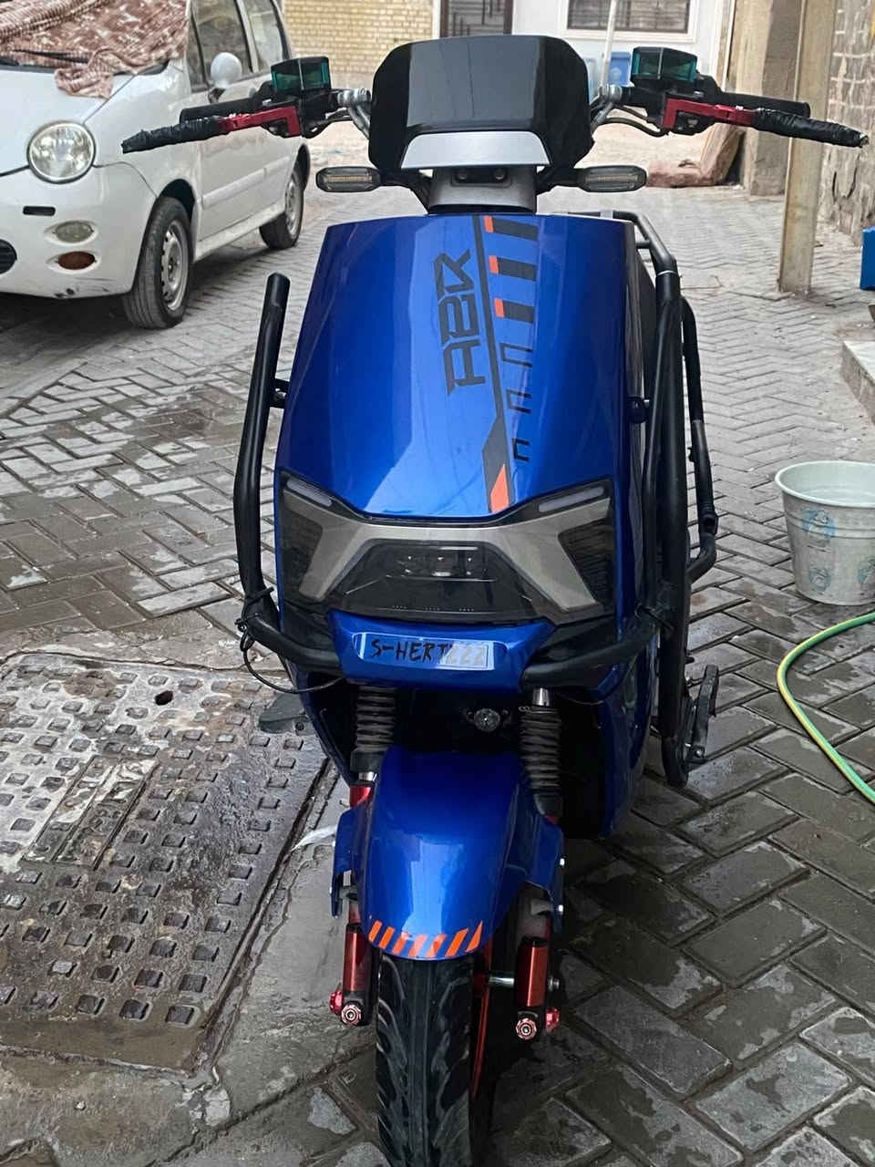 السلام عليكم دراجه شحن للبيع المكان بغداد السعر 850.  الرقم ***********
