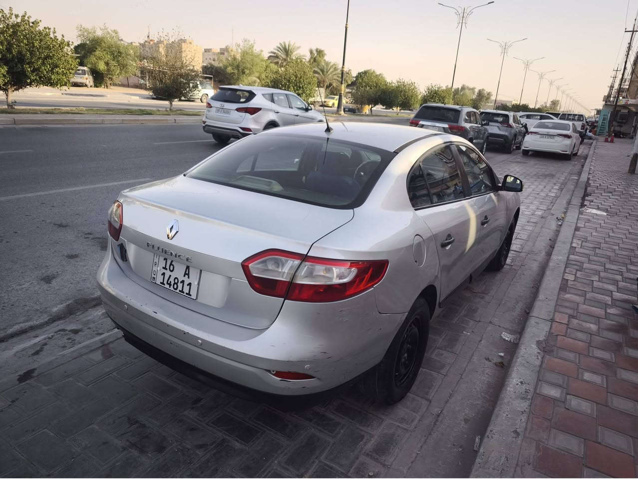 السلام عليكم رينو فلاونس 12 رقم قادسيه بيه ربع الباب ولجاملغ الخلفي الباقي مكفول مكينه وكير وتبريد خير من الله باتري جديد صار 5 ايام شديته منضومت بانزين جديده منضومت بريك جديده تحويل مباشر اذا متحول لاتتصل وتعامل السعر 58 كربلاء *********** 🌹 ***********
