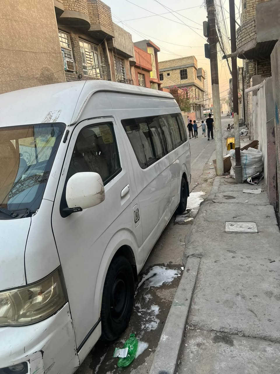 البيع كير مكينه اكسن دوشمه تبريد صدر تايرات كلهن كفاله بيه طخه بالحجل مال طويله زغيره وبيه شخط باب السلايت 
وتجي تشوف بعينك موديل 2014 بسمي 
مكاني بغداد العبيدي السعر 122 وبيه مجال قليل 
***********

