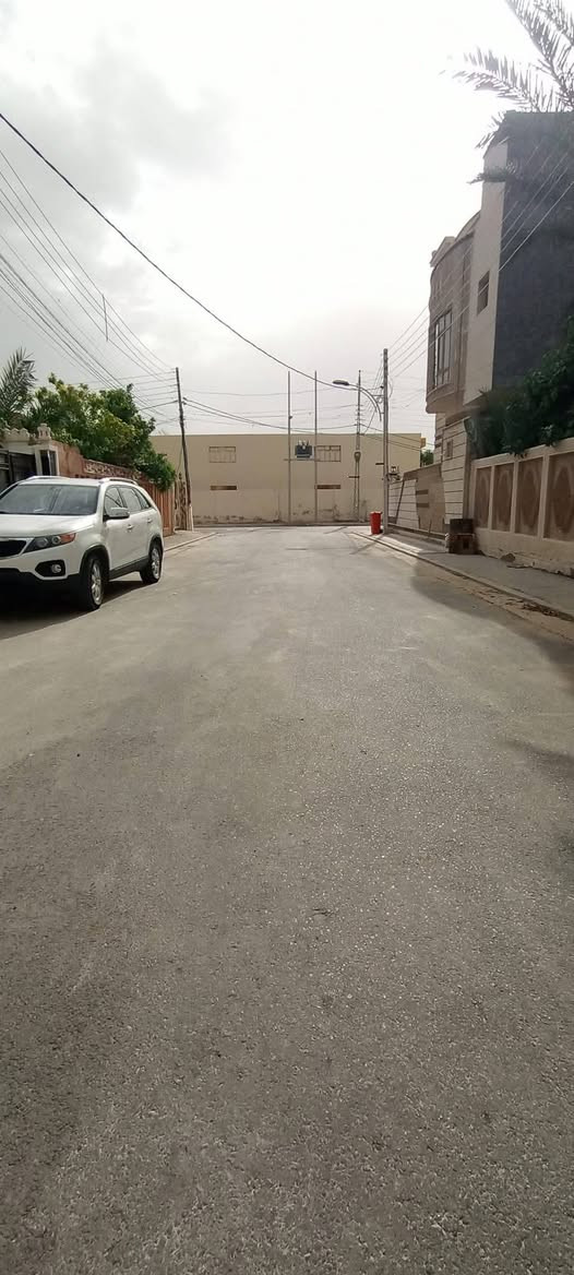 السلام عليكم
:-يوجد دار #للبيع 
#العنوان/الفلوجه حي المعلمين قرب مسجد الاقصى
:-بناء طابوك
:-بناء قديم وقابل لسكن
:-ملاحظه/يباع قطعة ارض 
#المساحه/360 متر
:-طابقين
:-شارع/10 تبليط
#موقع/كلش حلو وراقي وخدمات كامله من ماء و مجاري وكهرباء و ارصف  و تبليط مدارس اعداديه ومتوسطه  و اسواق و مركز صحي وثالث بيت عن المدارس موقع كلش مميز 
#السعر_المتر/1.250/ مليون وربع مجال بسيط 
:-ملاحظة/ السعر محدد من قبل صاحب العقار
الاستفسار
أدآرة: 
           🏫مكـ✯͜͡ألعزه𝄠ـتب🏫 
                 ﴿وآتـسـآب﴾
                ***********
______________________________________
1️⃣●اسعار 💵العقارات المعلنة في مكتبنا تُحدد من قبل البائع 💸صاحب العقار وليس المكتب والسعر قابل للتفاوض بين البائع والمشتري📜
2️⃣●⌛نتميز بعدم رفع سعر العقار من قبلنا ونجمع البائع🤝 والمشتري وجهاً لوجه لغرض الاتفاق📝  على السعر النهائي 
3️⃣●🎈حي التأميم شارع المنجزات مجاور محطة خليج العرب لغسيل السيارات وقرب تقاطع جامع التقوى, Fallujah, Iraq اذا عندك عقار تريد تعرضه للبيع او تريد تشتري عقار 
4️⃣📬فقط ارسال المعلومات  على الواتساب او الاتصال على هواتف 
مكـ✯͜͡ألعزه𝄠ـتب
***********(واتساب)
☎️نستقبل هواتفكم على الارقام التاليه 
أدآرة﴾

        ﴿مكـ✯͜͡ألعزه𝄠ـتب﴾

       ﴿أيمن⚕️ألعيساوي﴾
           واتساب⬇️
             اتصال⬇️
      ***********☎️:-أيمن
      ***********
             اتصال⬇️
      ***********☎️:-أبو أيمن
