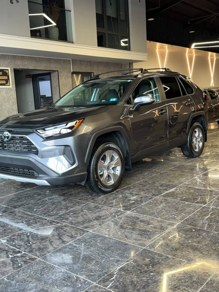 TOYOTA RAV4 - XLE - AWD

2025

7.000 MIL

بوياخ نييه 

‎کۆمپانيای هەرێم عثمان سعيد بوبازرگانی ئۆتۆمبيل  کوردستان و عێراق و دەرەوەی وڵات 
‎📍ترمينالی نوێی سلێمانی بەرامبەر هێزەکانی ( ٧٠ )

‎شركة هەریم عثمان سعید للتجارة کافة انواع السيارات في خارج و کردستان و العراق 
‎📍ترمینال جدیدة السلیمانیة مقابل قوات مسلحة ( ٧٠ )

📱 *********** - ***********

