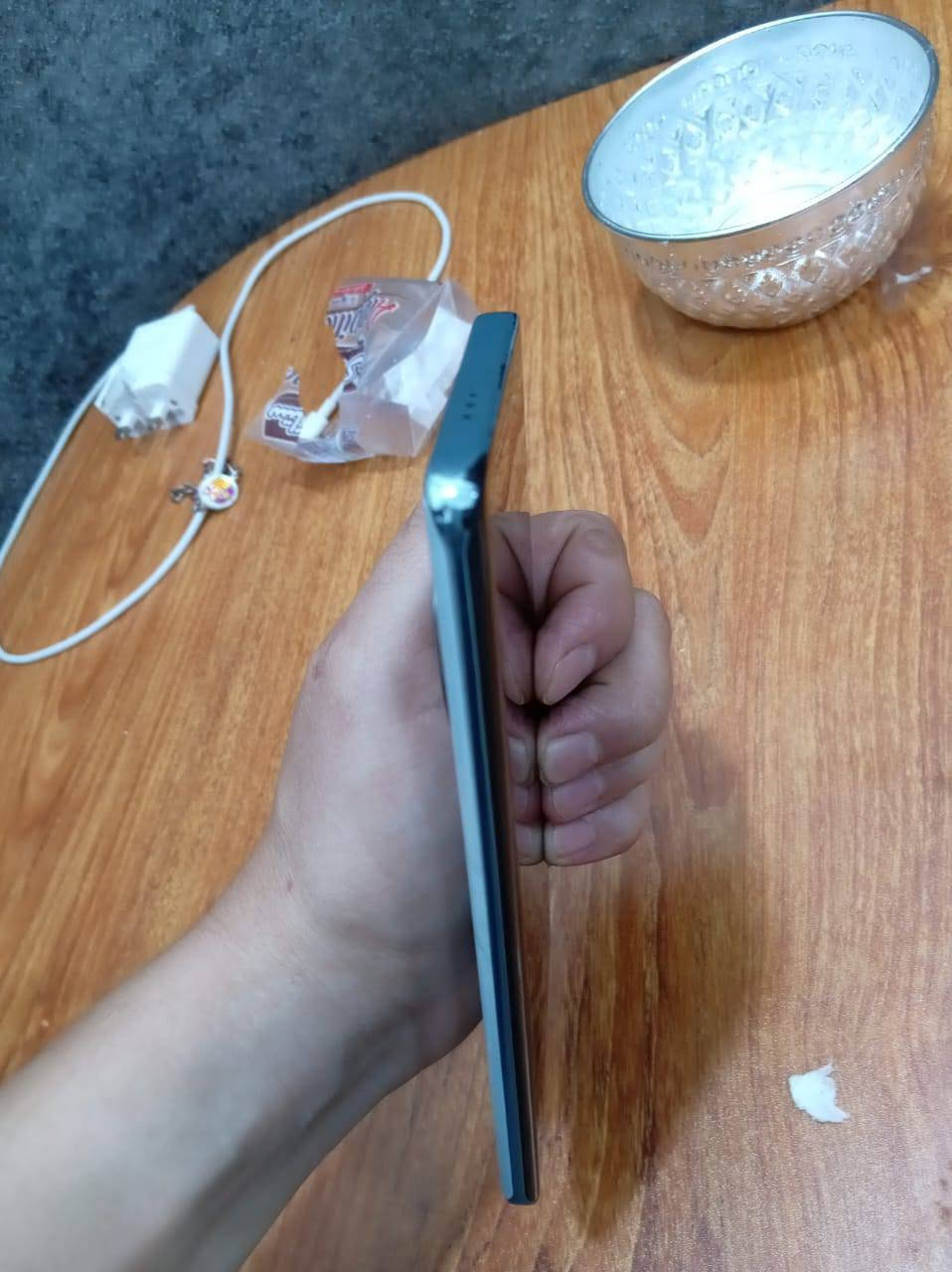السلام عليكم
جهاز هونر X9c
جهاز بلادي ذاكرة 256 
بي شوي جراد من الاصفاح مثل مموضح بل صورة 
وبي فطر يم الجامه مال كامرة مامئثر 
سعرة 275 
بغداد قريب ع شعب 
***********
