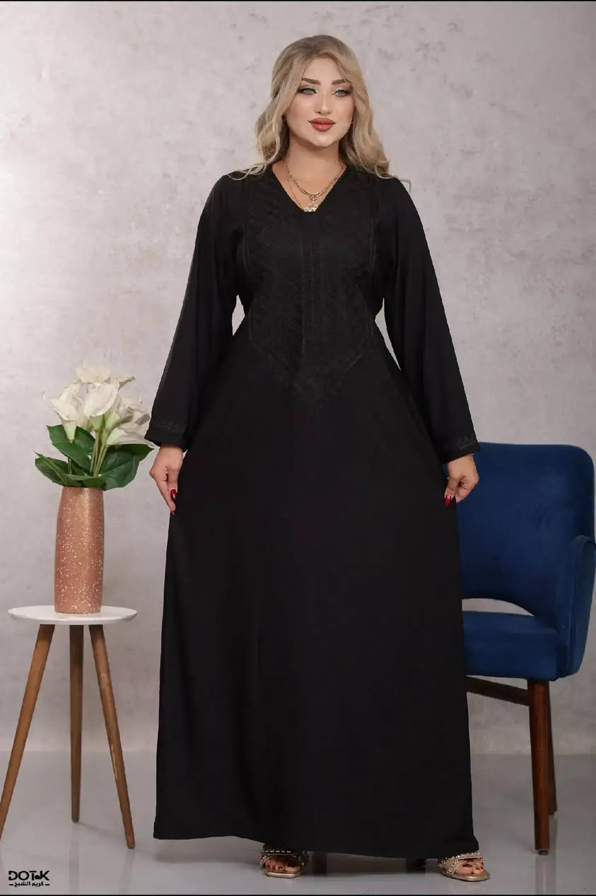 ☀️🌸 كوني مستعدة لصيف 2026 بإطلالة ناعمة ومميزة من حكاية وصل  🛍️✨
📲 ***********  واتساب أو فايبر
تشكيلة صيفية أنيقة تجمع بين الراحة، الجمال، والخامات الراقية… تصاميم مرتبة تناسب كل الأذواق وتخلي إطلالتك أجمل بكل بساطة 💃🌿

💰 الأسعار:
🔸 القطعه : 13,000 دينار
🔸 القطعتين : 25,000 دينار
🫰 القصيرة : 10,000
🧵 الخامات المتوفرة:
🌾 كتان إسباني 

⭐ صناعة مصرية درجة أولى
🛒 متوفر جملة ومفرد
📦 توصيل إلى جميع المحافظات

🚚 أسعار التوصيل: 
      بابل : 3000
📍 جميع المحافظات: 5,000 دينار

📐 دليل المقاسات التقريبي:
🌷 سمول: من 45 إلى 55 كغم
🌷 رقم 1: من 55 إلى 70 كغم
🌷 رقم 2: من 70 إلى 90 كغم
🌷 رقم 3: من 90 إلى 115 كغم
🌷 رقم 4: من 115 إلى 140 كغم

💗 ويتوفر تفصيل قياسات خاصة حسب الطلب 💗
✨ سواء تحبين الإطلالة الهادئة أو الستايل المختلف، كوليكشن حكاية وصل هو اختيارك للصيف براحة وأناقة 🌸👗

📲 للطلب او الاستفسار : راسلينا من الزر اسفل المنشور او الاتصال على الارقام  التالية ⬇
📲 *********** واتساب أو فايبر
📲 *********** واتساب أو فايبر

نص مكتوب في الصور:
- DOTOK - كريم الشيخ -
- DOTeK
- - كريم الشيخ -
- DOT.K