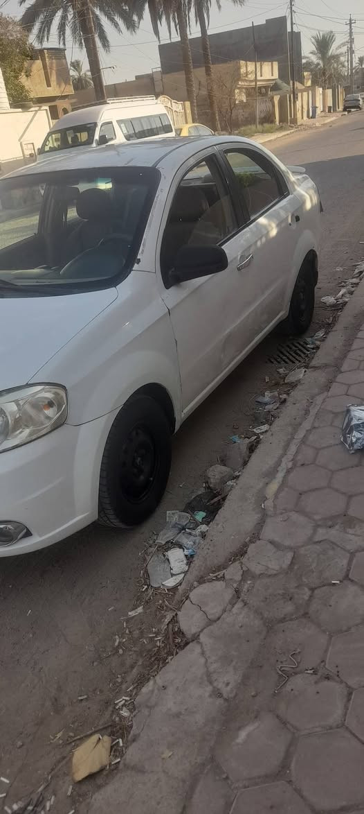 السلام عليكم افيو خليجي موديل 9 رقم بغداد سنوية مشروع وطني جديدة تحويل مباشر  سيارة بيها مكانات صبغ ابيع حزام  بدون ضربة قوية مكينة بيها تبخير من قبق   كير عادي صدر جديد تخم تاير جديد سيارة جاهزة  كهربائيات شغالة  كلها بدون نقص لسعر 39 بيها مجال بسيط العنوان بغداد المدائن ***********
