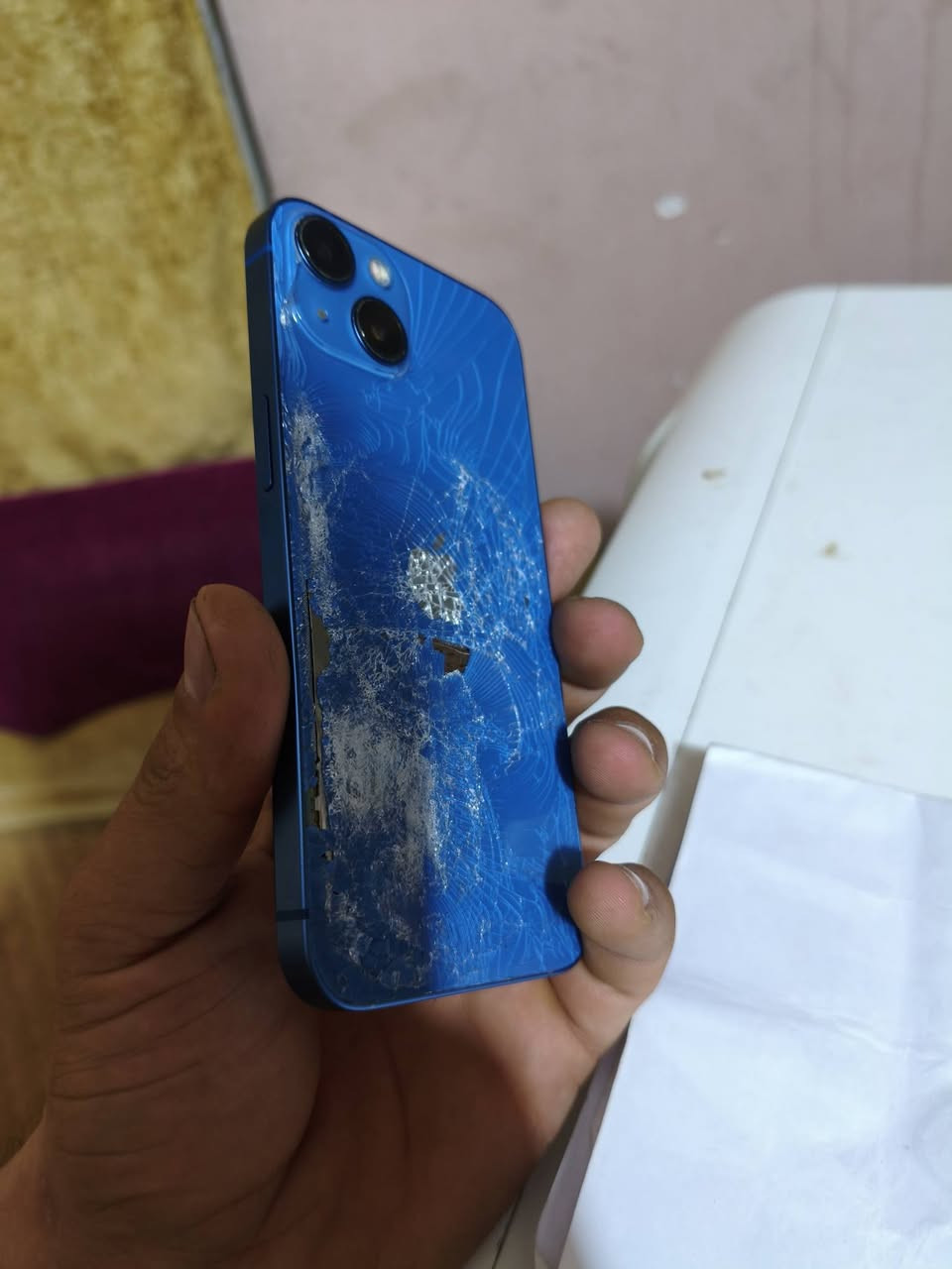السلام عليكم 13 عادي ذاكرته 128 بطاريه 95بلادي الجهاز مكسور ابيعه فحم 125وبي مجال قليل ***********
