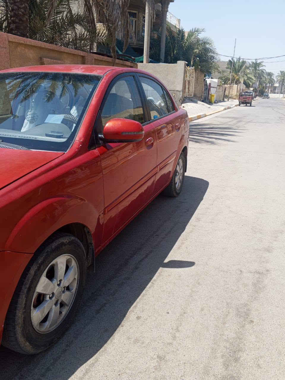 السلام عليكم كيا ريو موديل 2011 خليجي بيها صبغ جاملغ خلفي أيمن بدون داخل وجاملغ امامي أيمن والسياره بيها جراد وطخات خفيفه محرك حجم 1600 بيه تنقيص قليل كير خير من الله تخم تايرات نضيفات صدر جديد باتري وداينمو جديد شاشه (ايباد) وكامره رقمها بغداد بأسمي هزه وسنويه جديده نواقصها مشط ستيرن وتبريد يردله غاز سعرها  72  وبيها مجال حك الجيه مكاني /بغداد_ التاجي الهاتف / ***********    *********** ابو حسام
