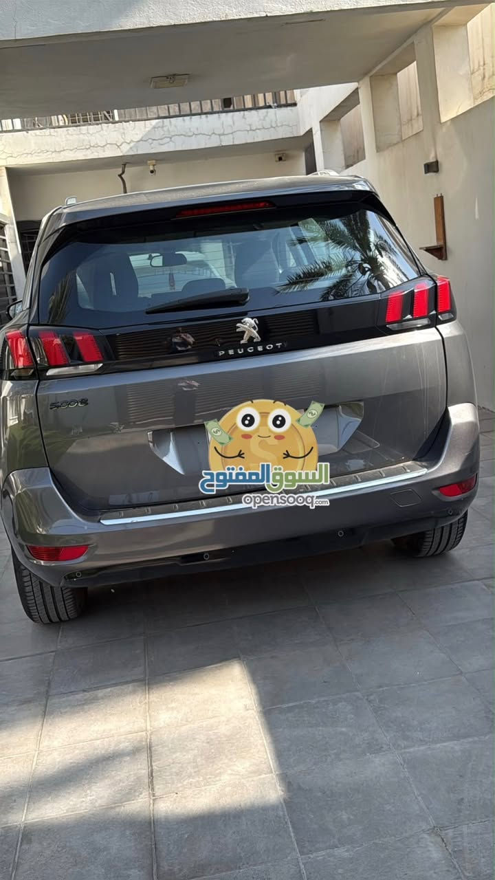 للبيع يجو فرنسي ٥٠٠٨ موديل ٢٠١٩ ماشية ٦٢ الف 
المحرك بانزين ١٦٠٠ تيربو 4 سلندر
القوة: 165 حصان
العزم: 240 نيوتن
القير: أوتوماتيك 6 سرعات (آيسن ياباني)
الدفع: أمامي
7 مقاعد
شاشة لمس وسطية
عدادات i-Cockpit ديجيتال
بلوتوث + USB
تحكم بالصوت من الستيرن
مثبت سرعة
حساسات خلفية
مكيف قطعتين أوتوماتيك
فرامل يد كهربائية
تخم تايرات ميشلن فرنسي
خالية من العيوب والحوادث
السيارة استيراد خاص، رقمها أربيل بيها انجح أنواع المحركات وتستخدمة اكثر من شركة عالمية.

صناعة المحرك شراكة بين بيجو وBMW، وستروين وميني كوبر وأوبل، ويُعتبر من أقل المحركات أعطال، وجميع قطع غيار المحرك متوفرة.

مكان السيارة: بغداد – العامرية

***********
