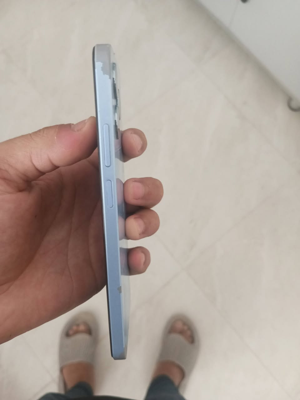 شاصي صبغه رايح شويه وشاشه مبدله سعر 55 تواصل واتساب ***********

نص مكتوب في الصور:
- ١١:٠٦
- لمحة عن الهاتف
- realme UI
- Android 14
- وحدة التخزين بالهاتف
- ٦٤ غ.ب
- اسم الجهاز
- realme Note 50
- المعالج
- ثماني النواة
- الطراز
- RMX3834
- RAM
- ٣,٠ غ.ب + ١,٠ غ.ب
- الإصدار
- إصدار Android
- المعلومات القانونية
- الحالة