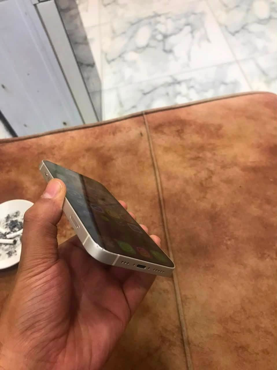 13 عادي 128 بطاريته 78 دبل شريحة 

السعر 420 
بغداد 
***********
