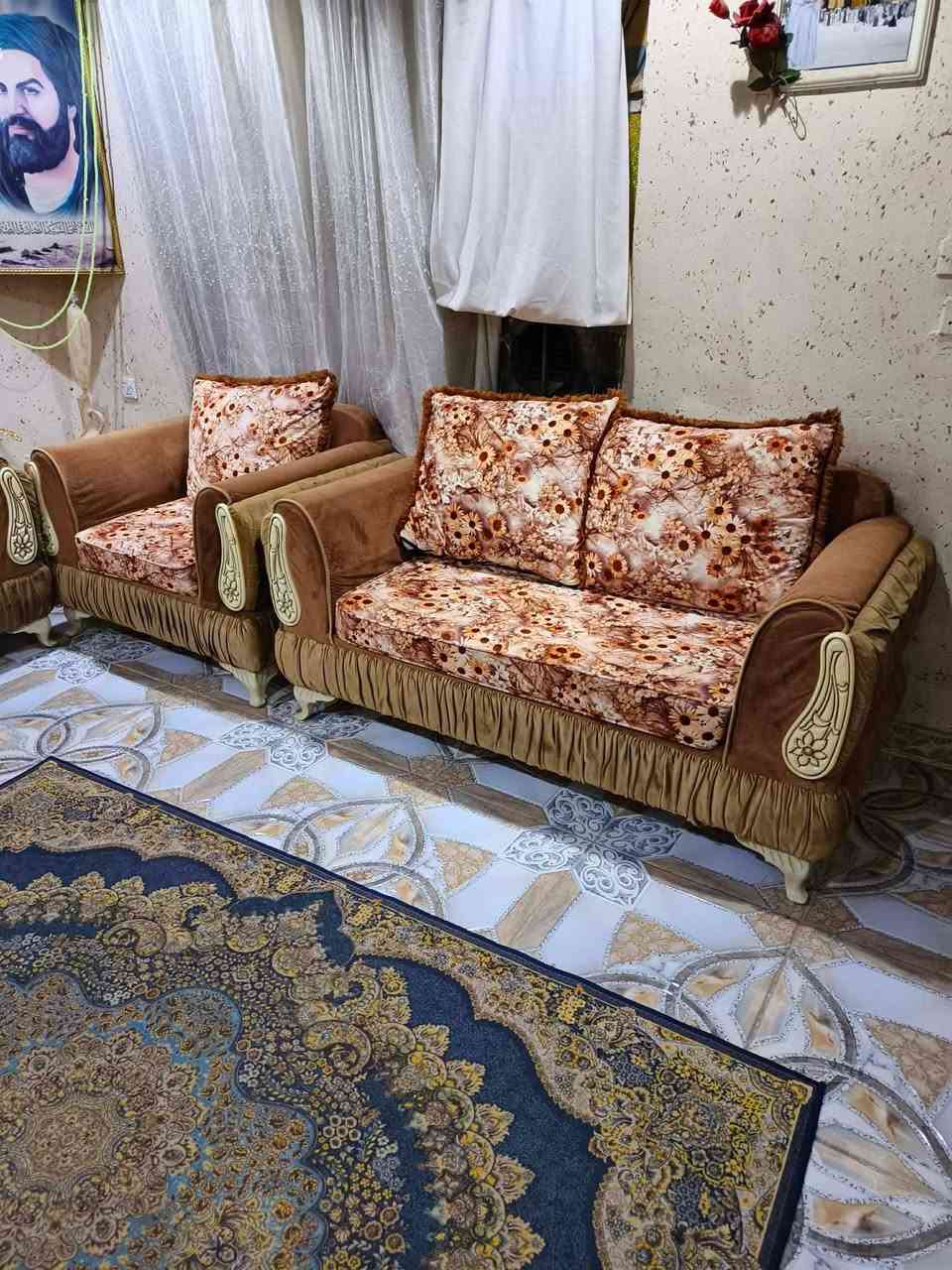 كراسي مطعم • ٤٠ قطعة • قنفه حديد
