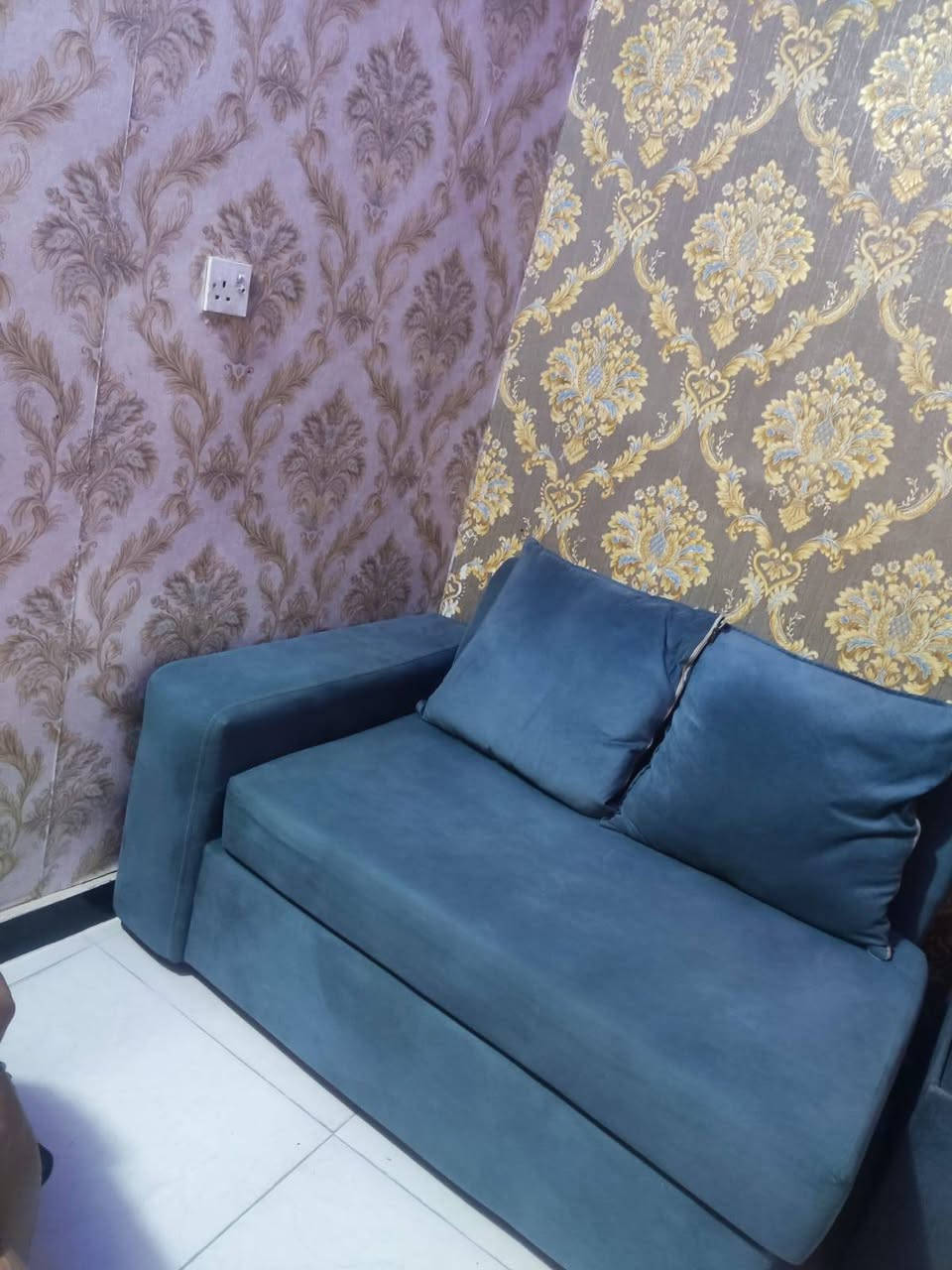 تخم • كنب • زعفرانيه