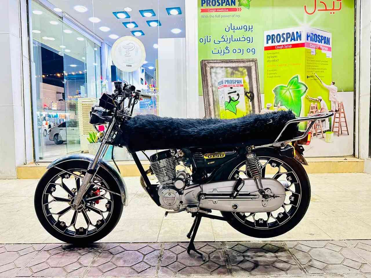 للبيع متور سافين محرك رياضي كبس كامل
دبرياج زيت كهرباء سلف هندر كامل شغال محرك خمسة كير 
موديل 2024 سعر 690 الف وفي مجال بسيط للتواصل *********** وفي واتس اب
