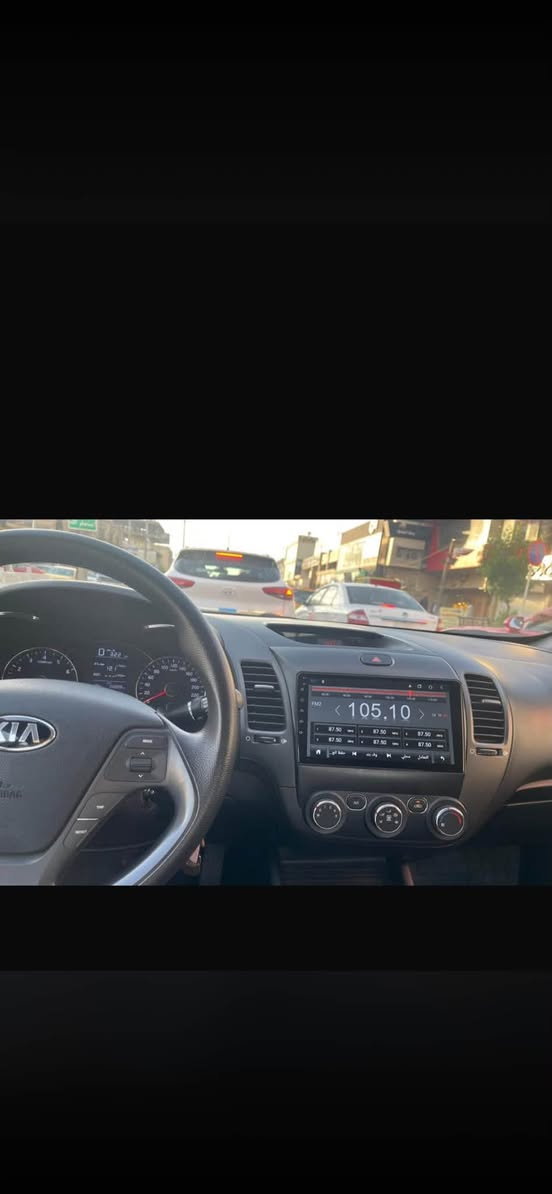سلام عليكم سيراتو 2018 وارد خليجي للبيع فقط  سيارة مكفولة قطرة صبغ مابيها ماشية60الف حقيقي تخم تاير جديد سيارة على وضع شركة مبدل بيها ايشي حالة المكينة ممتازة صدر السيارة ممتاز وعلى وضع شركة تواصل على رقم فقط *********** سعرها مناسب اتصل وبيك خير وتدلل
