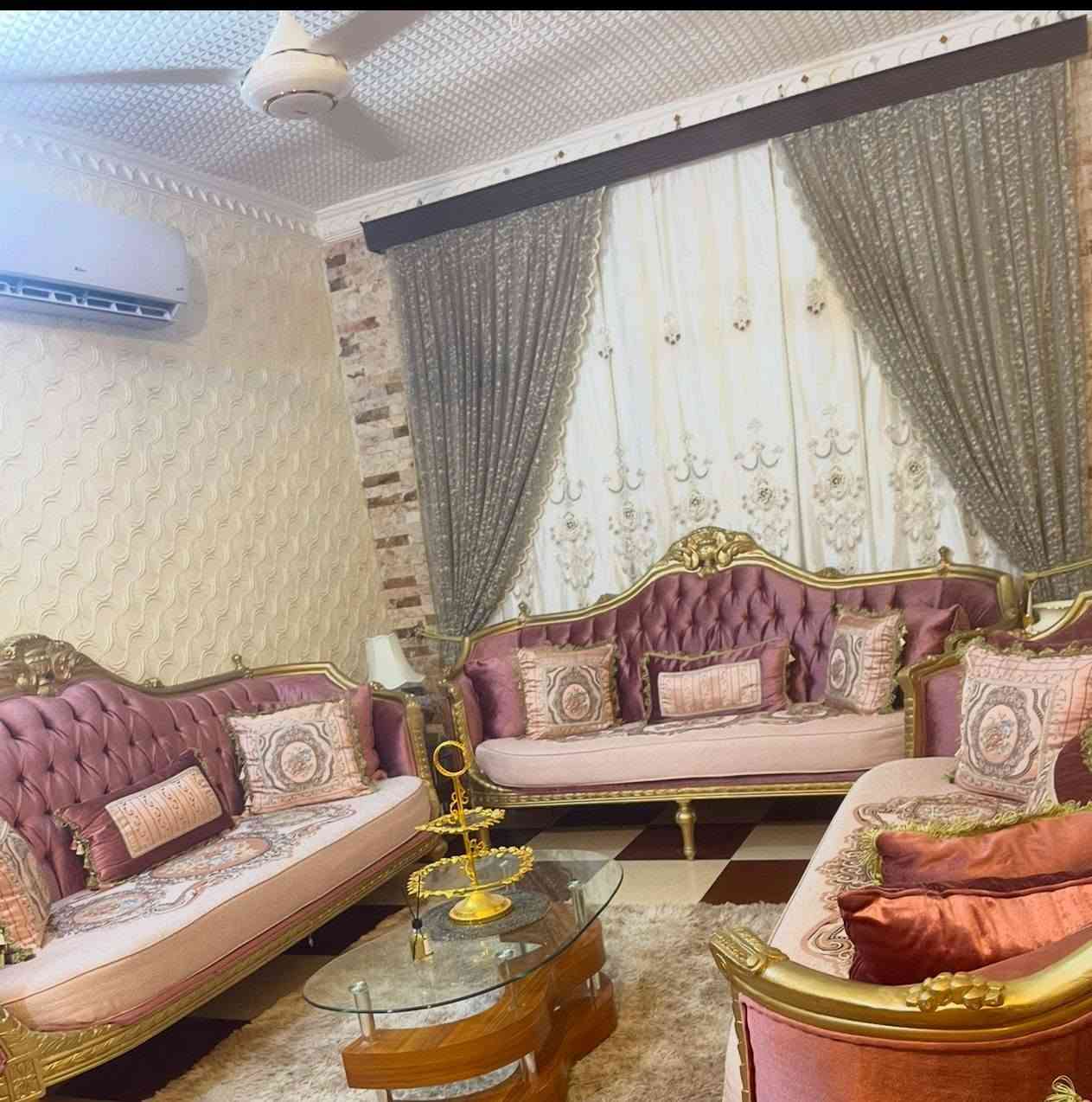 مكانه الشموخ ب 500   بي مجال بس الكروه، ***********
