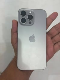 آيفون ١٥ برو ماكس • ذاكره ٢٥٦ • شاشه تفصيخ